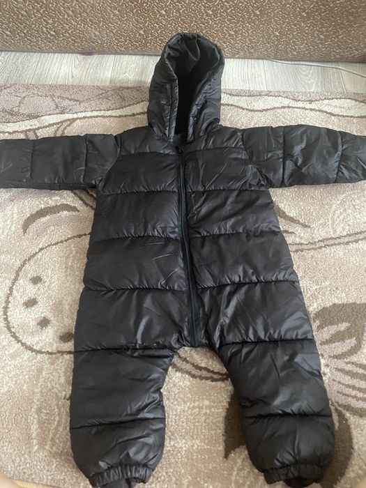 Продам детские комбинезоны