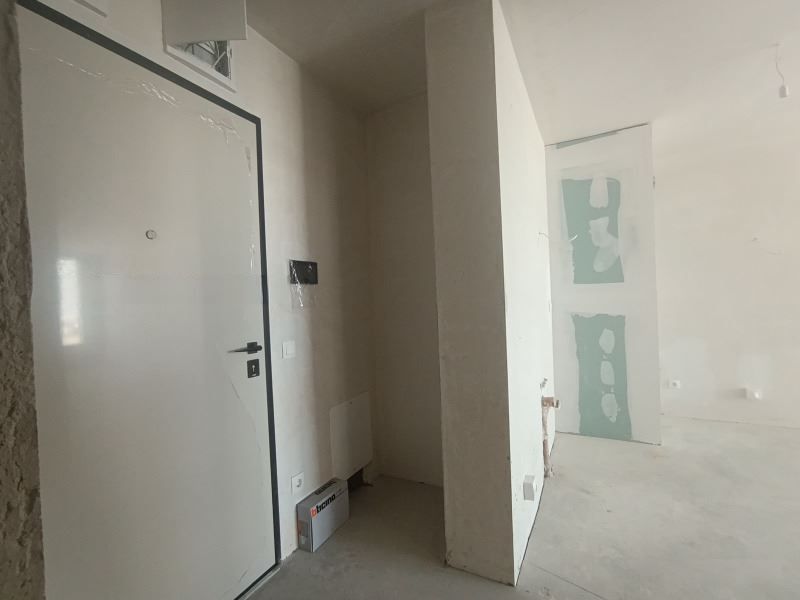 Продава се Четиристаен апартамент в София, Банишора - 142 кв.м за 2606 €/кв.м - Снимка #7