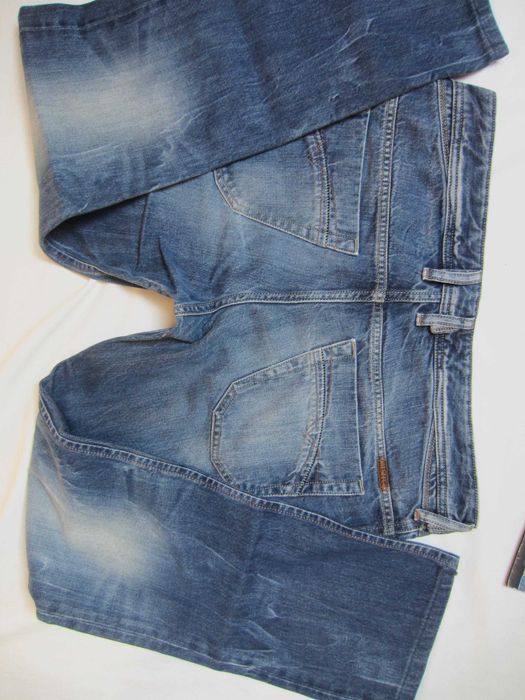 Blugi Diesel IAKOP, W33 L30,Talie=88cm,Lung=96cm,drepti,stare f. buna.