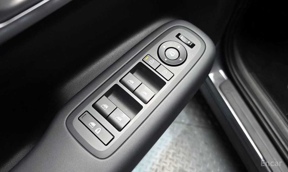 Hyundai Santa Fe 2025