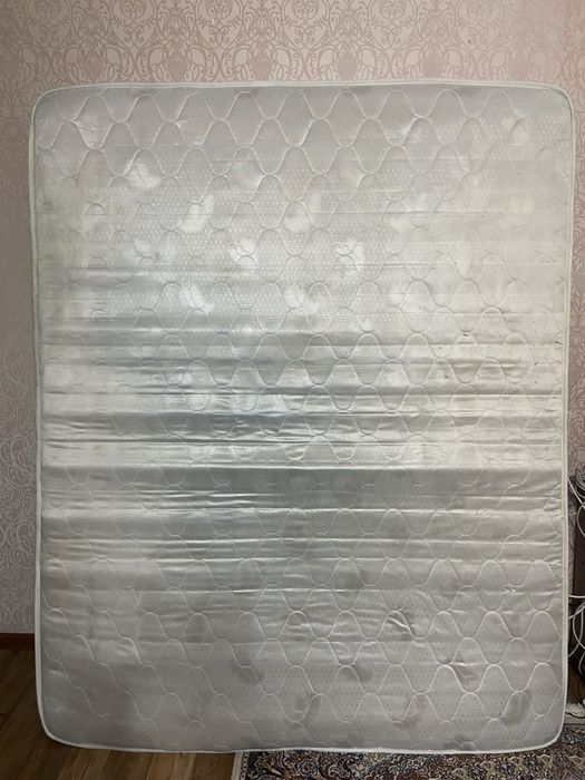 Отдам бесплатно матрас