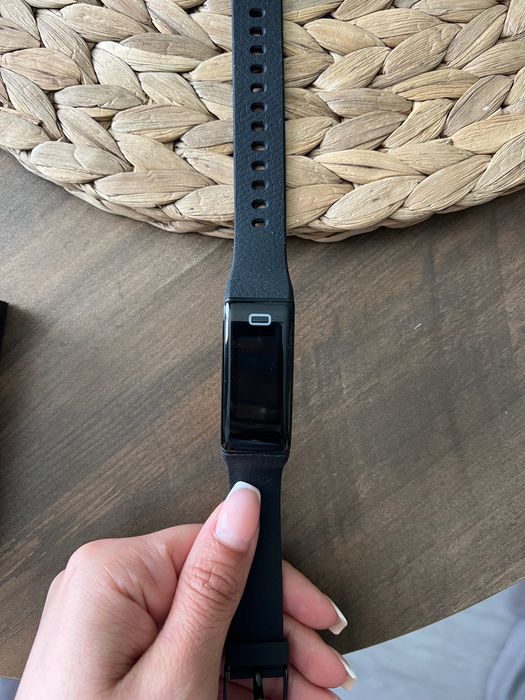 Часовник за проследяване на активността/ Activity tracker