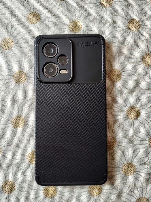 Продавам два телефона-Motorola Edge 30 5G и Redmi Note 12 Pro 5G(продават се и поотделно)