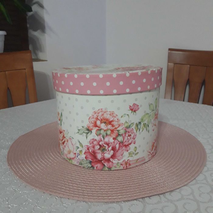 Кутия за  бижута или цветя