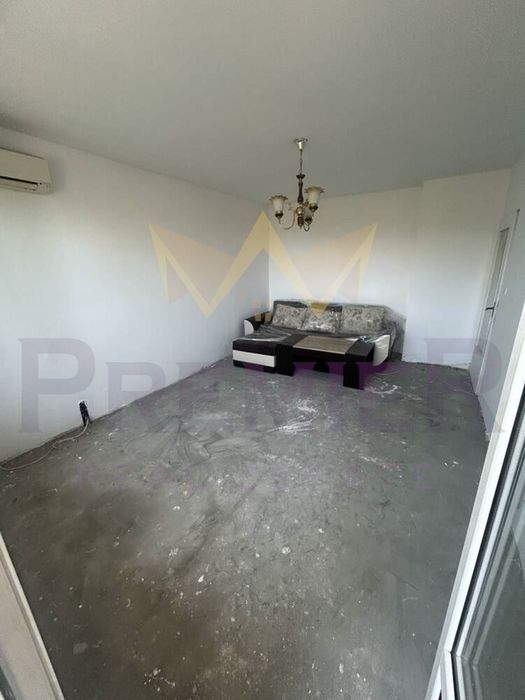 Продава се Двустаен апартамент в Бургас, Меден рудник - зона А - 48 кв.м за 1500 €/кв.м - Снимка #2