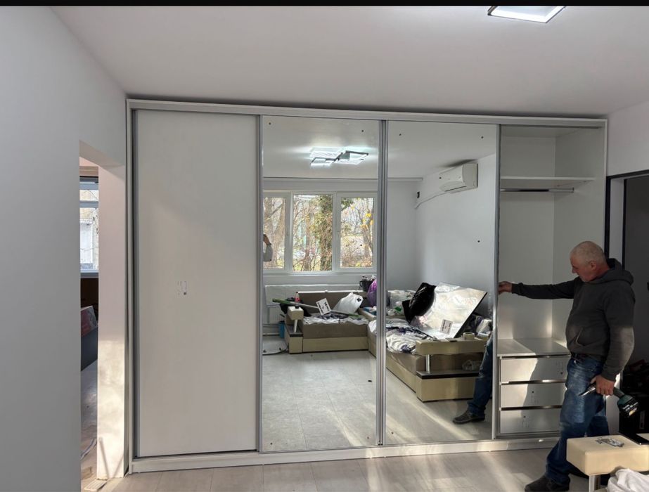 Execut si asamblez mobila pe comanda