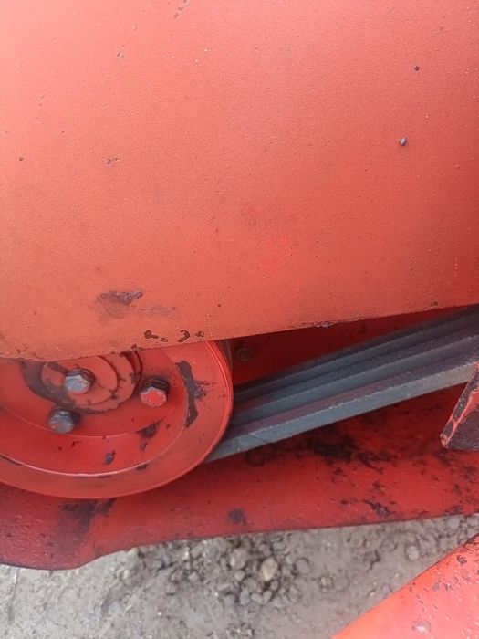 Tocătoare de resturi vegetale