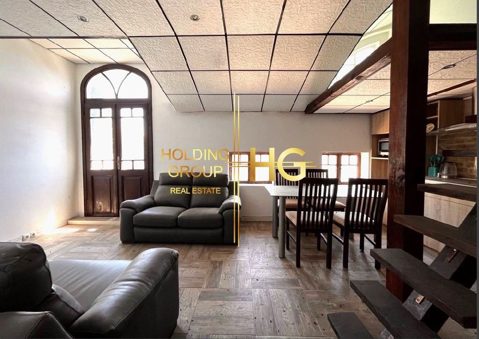 Продава се Четиристаен апартамент в Варна, Център - 104 кв.м за 1597 €/кв.м - Снимка #1