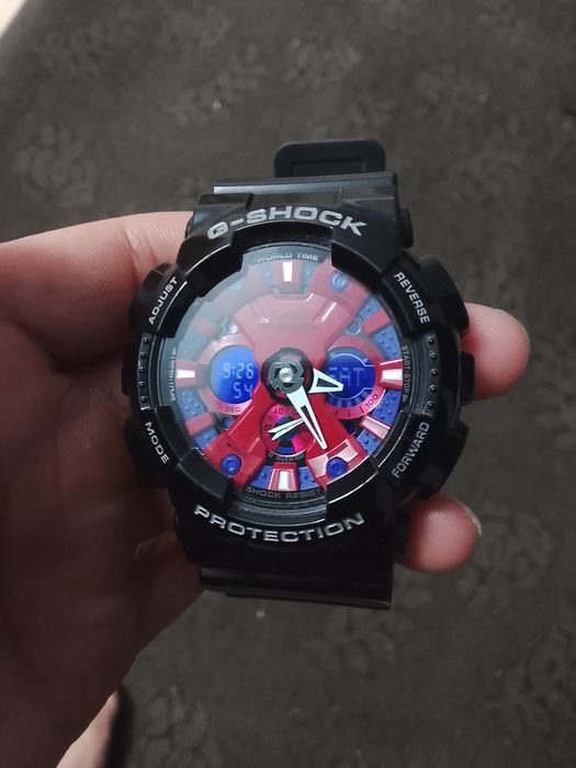 Продам часы g shock  120B всё работает