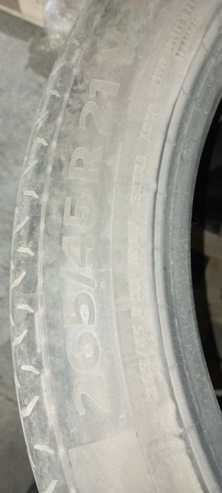 Продам шины б/у Continental