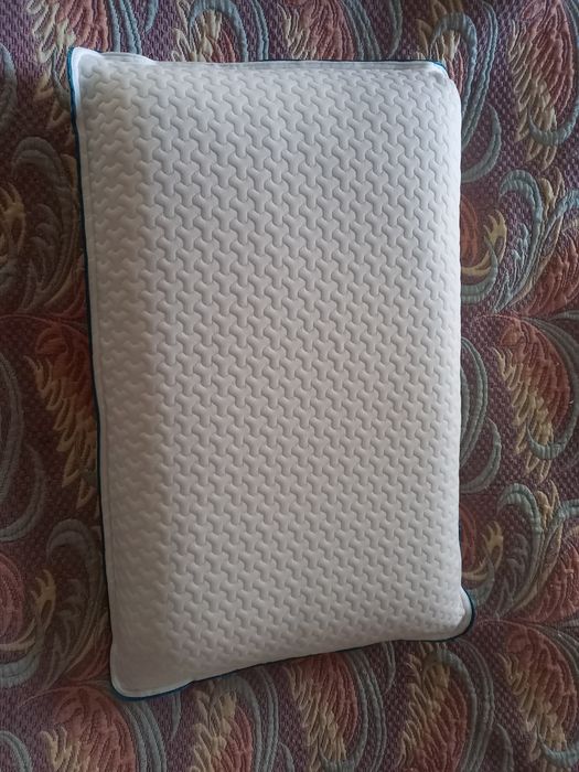 Продаётся латексная подушка