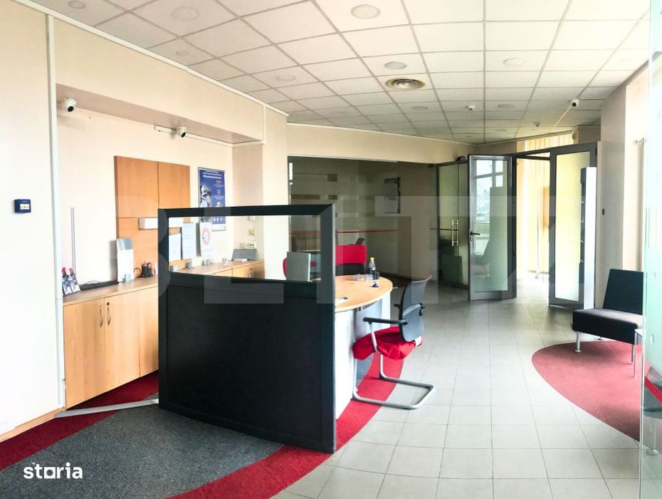 Spatiu comercial stradal, 160 mp, zona Micro 3