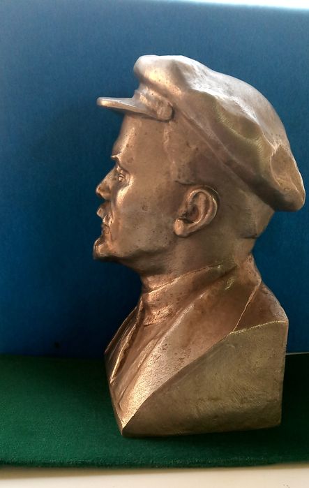 Бюст Ленин В.И. (силумин)  1979год.
