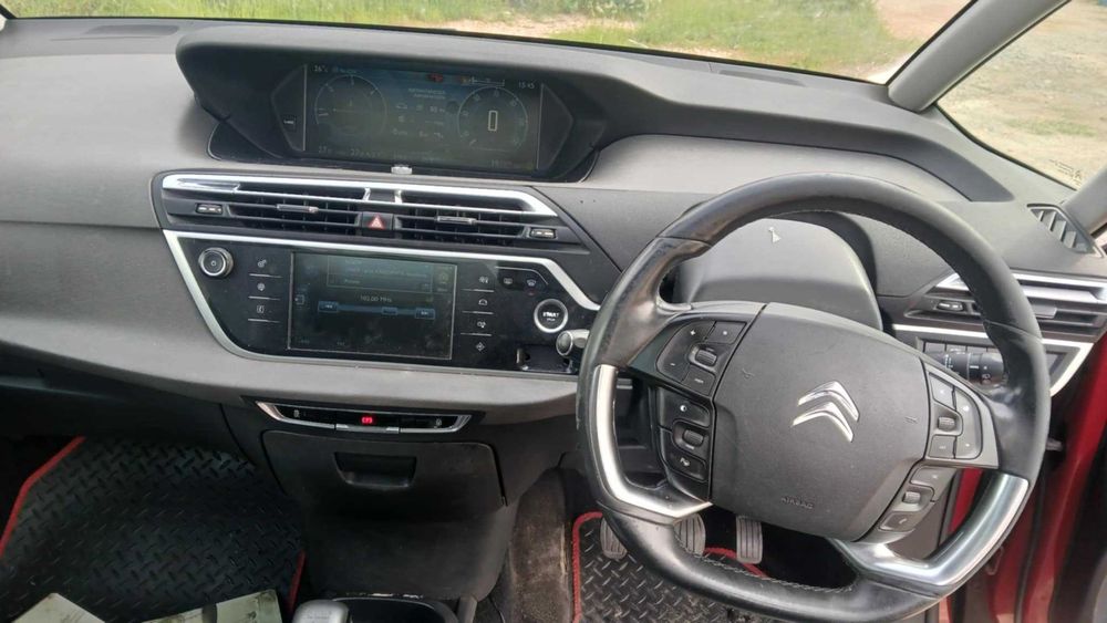 Ситроен Ц4 Гранд Пикасо , На части