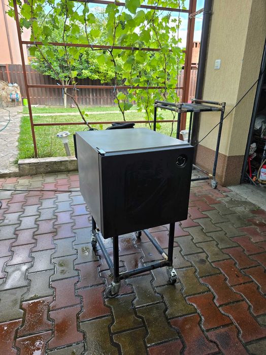 Frigider Auto 24V