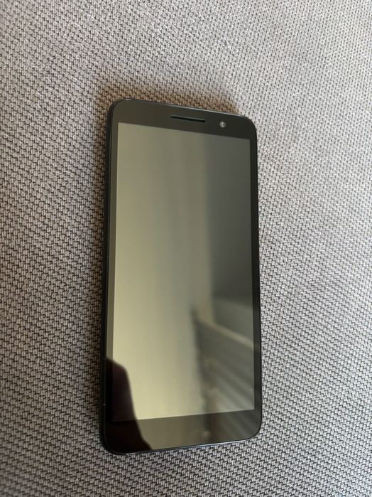 Телефон Alcatel 1