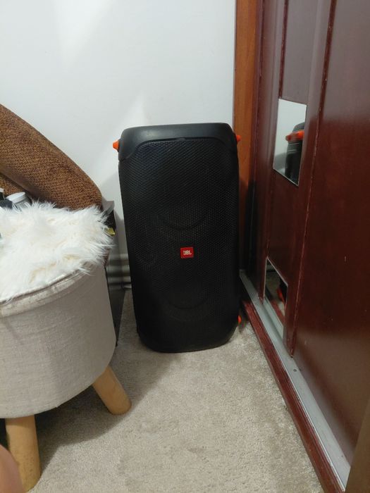 JBL PARTY BOX 110. Livrare personală în Iași.