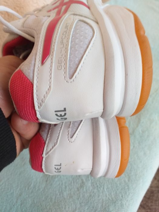 Adidași Asics nr 40