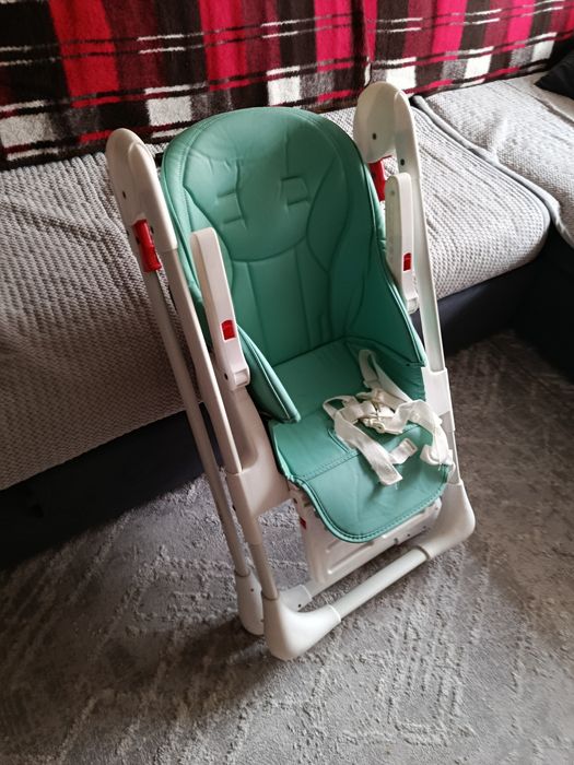 Продам детский столик