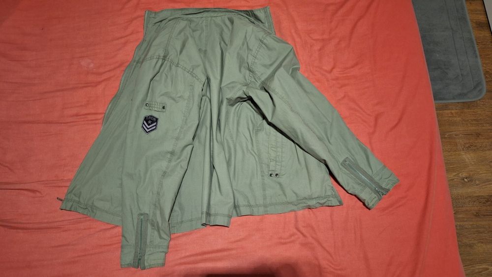 XL Jacheta cu dublu aspect, gluga detasabila