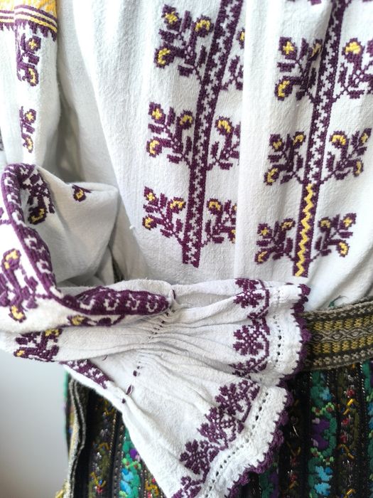 Ie/ cămașă populara/ traditionala