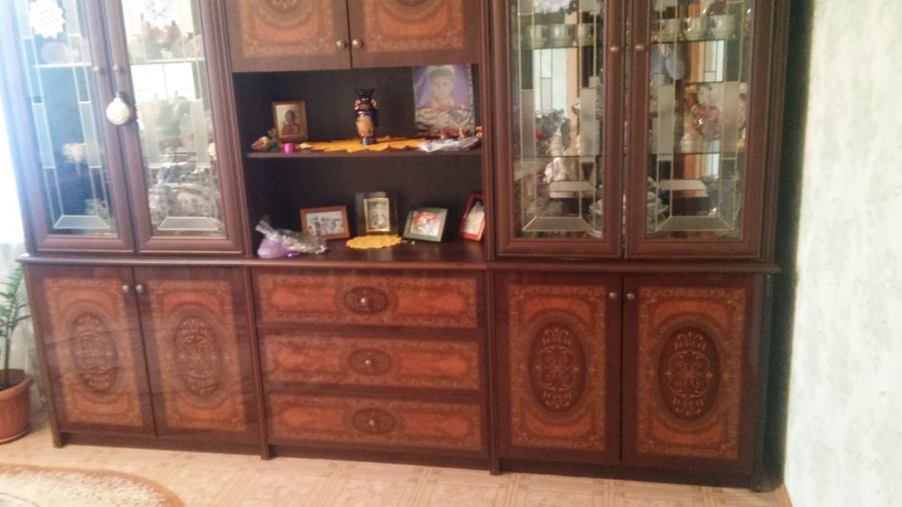 Гостиная стенка б/у