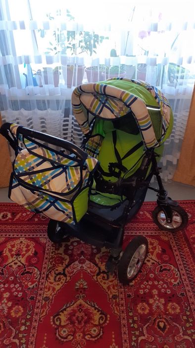 Продам коляску зима-лето