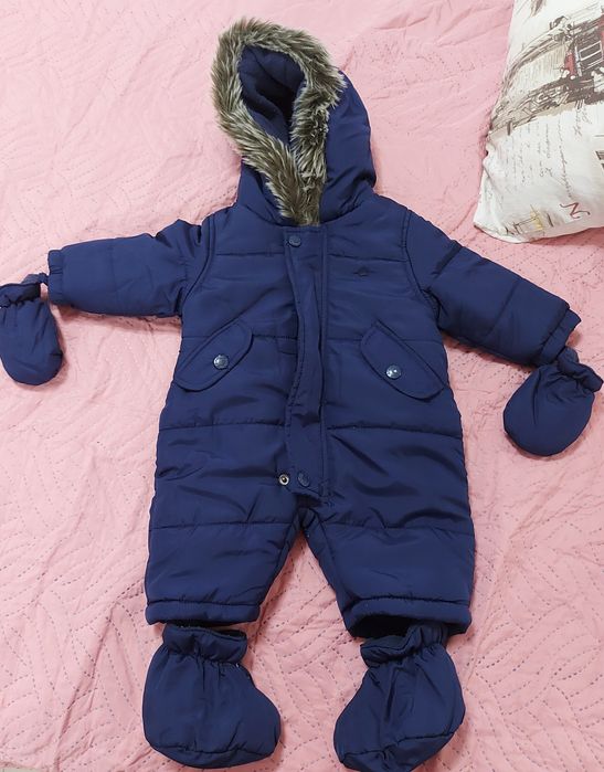 Ескимос за бебе с ръкавички и ботушки