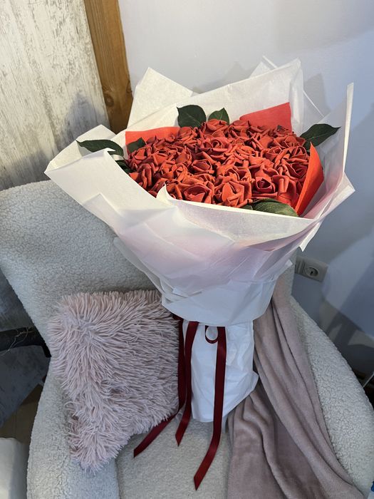 101 вечни рози – Перфектният подарък с 50% отстъпка!"