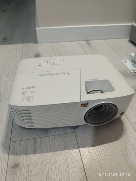 Проектор ViewSonic PA503S белый
