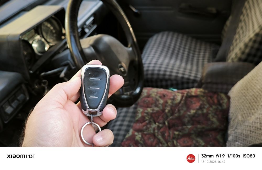 Xolati alo darajadagi Moskvich 412