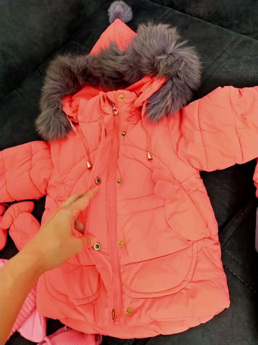 Продам комбинезон с курткой