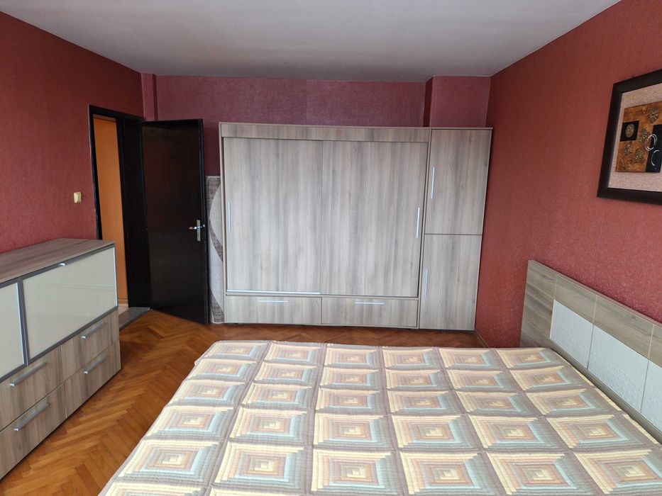 Продава се Тристаен апартамент в Ловеч, Широк център - 76 кв.м за 772 €/кв.м - Снимка #1