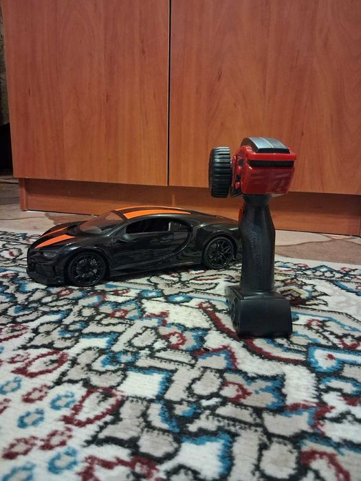 Машина на пульте управление