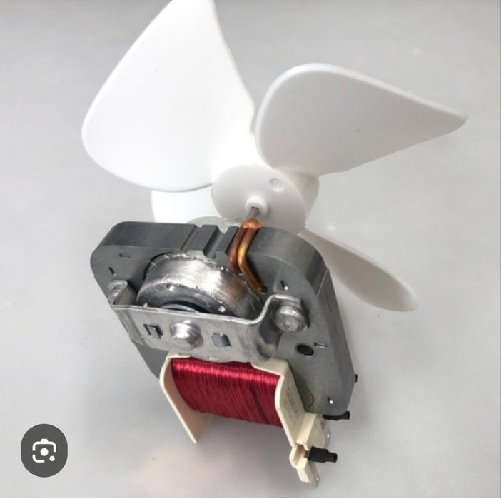 Запчасти на микроволновки вентилятор,моторчик тарелки,конденсатор...