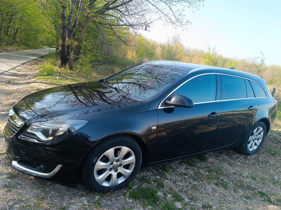 Vând Opel insignia