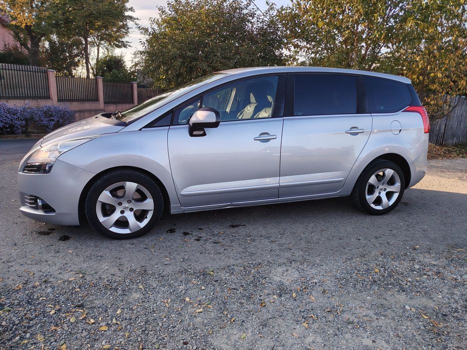 Peugeot 5008, 2.0 TDI /2013