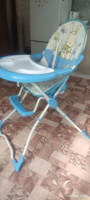 Стул для кормления