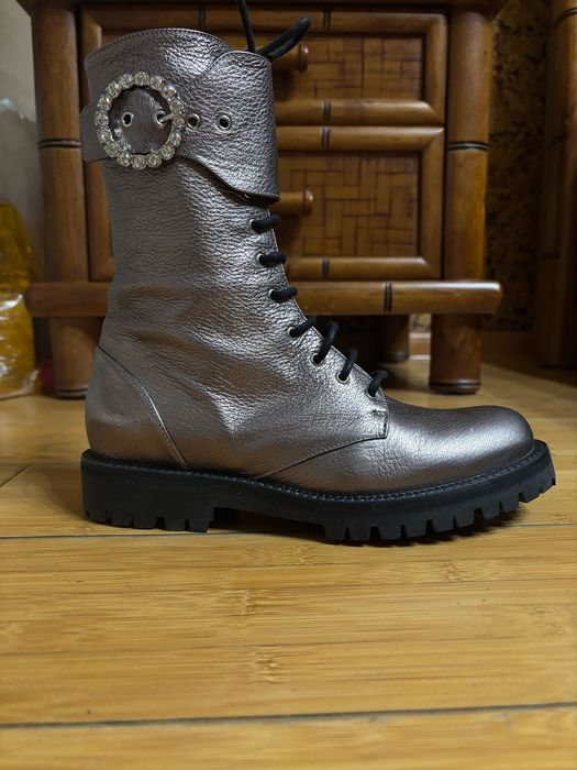 Ботинки женские  кожаные