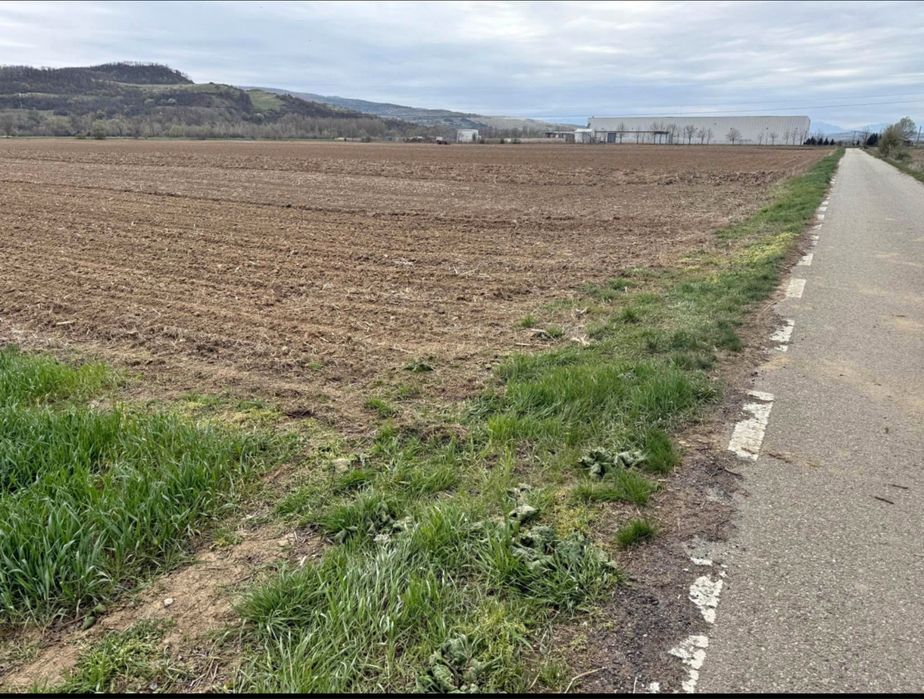 Parcele de teren in Bacia 1350mp