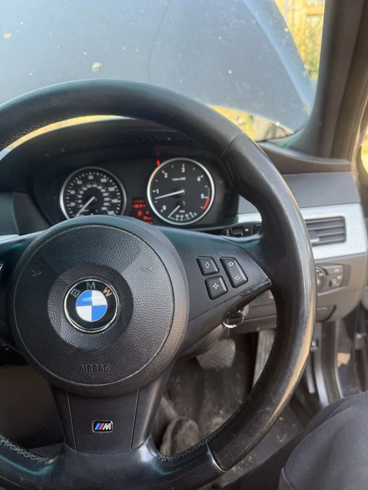 M волан за BMW E60/E61/E63