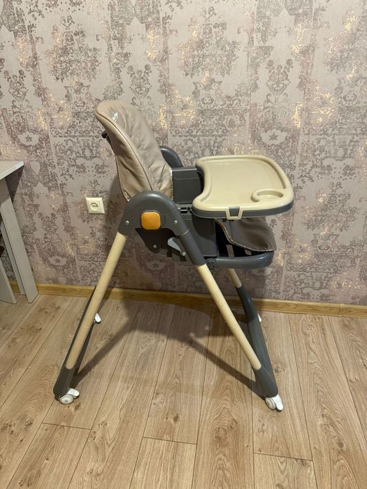 Стол для кормление детский