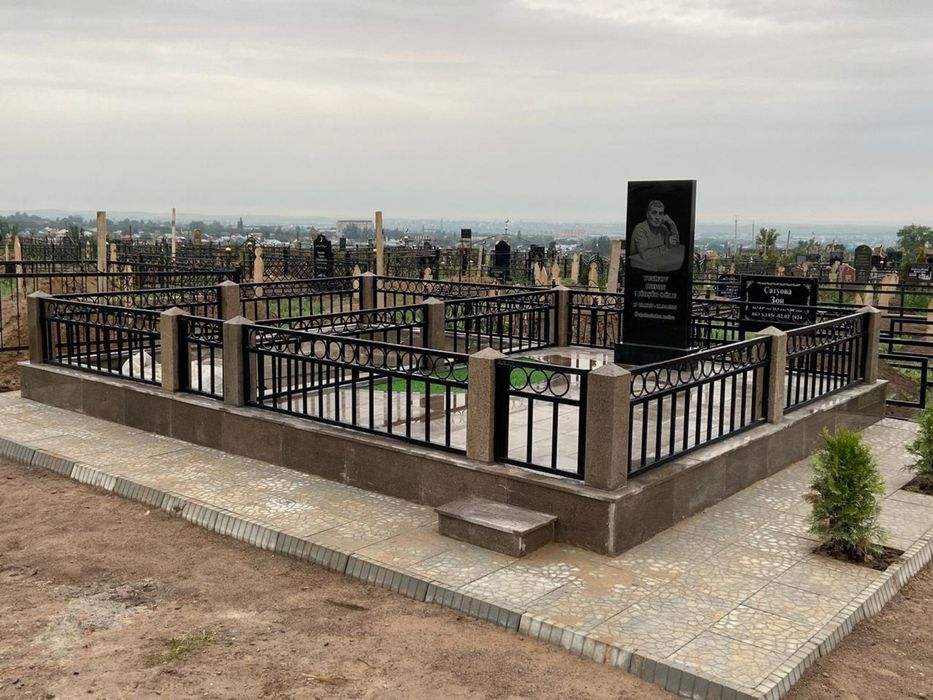 Памятники/Ескерткіштер