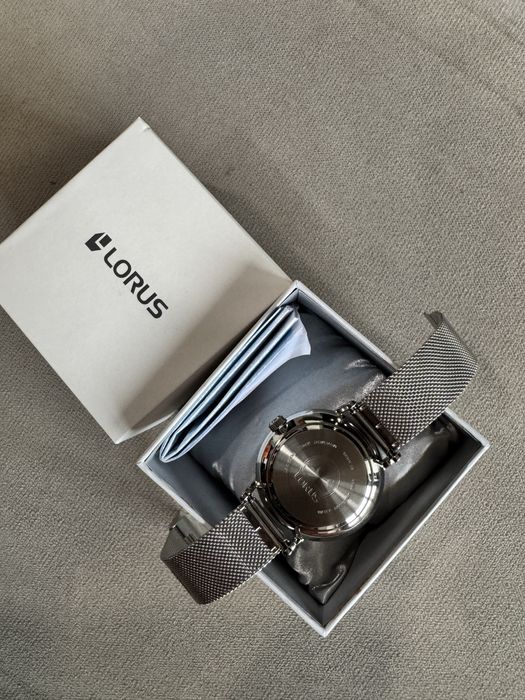 Мъжки часовник Lorus /НОВ/