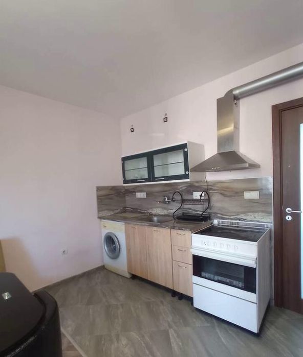 Дава се под наем Двустаен апартамент в Пловдив, Кършияка - 50 кв.м за 448.8 € - Снимка #2