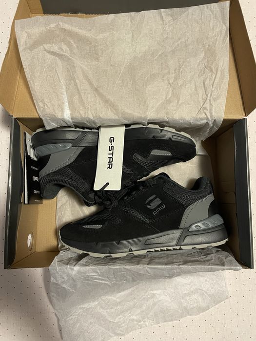 Обувки G Star чисто нови