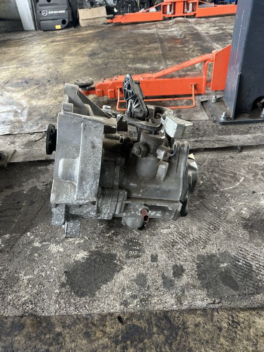 02T301103AC , GX2 ръчна кутия за Поло 6R, Ибиза след 2009 1.2 бензин!