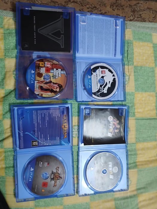 диски на пс 4 состояние идеальное