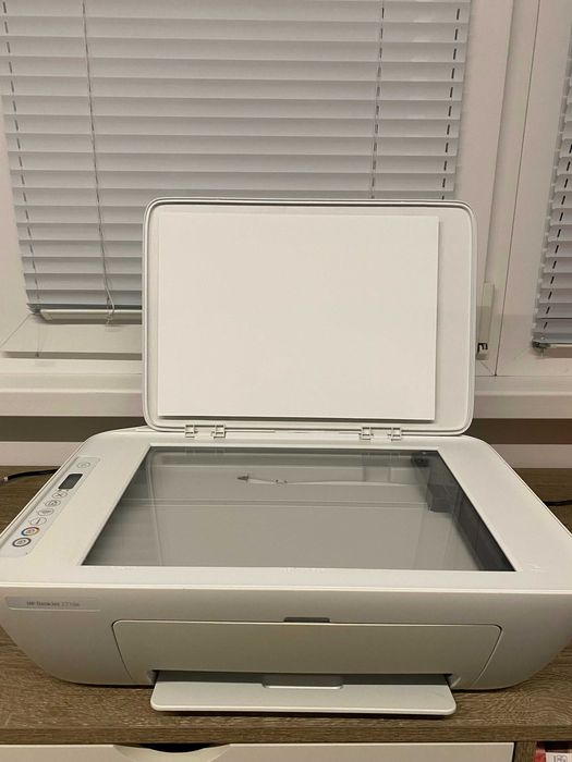 Мултифункционално цветно устройство HP DeskJet 2710e All-in-One, Wireless, A4, Съвместимост HP Plus, Instant Ink