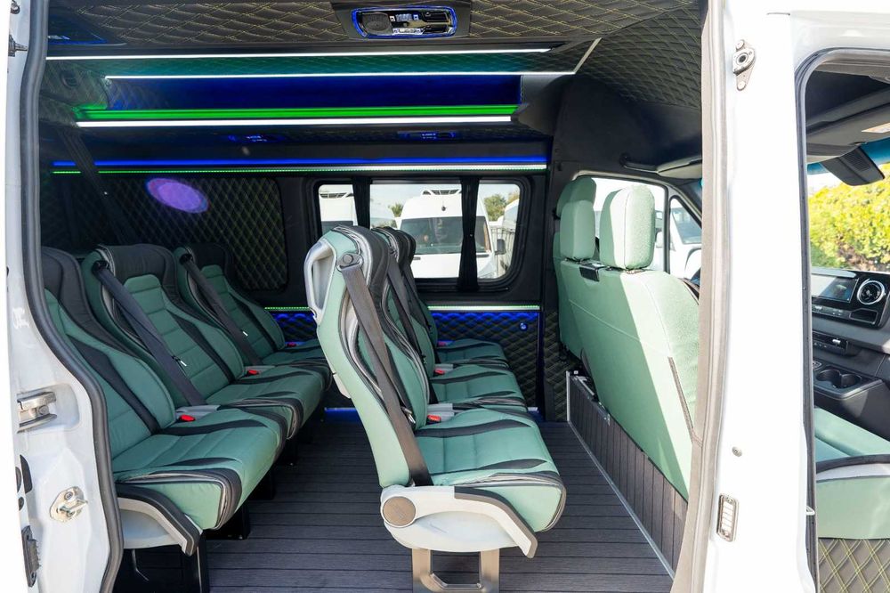 Vânzare sau predare Leassing 2024 Mercedes-Benz, Sprinter 8+1, 317 CDI